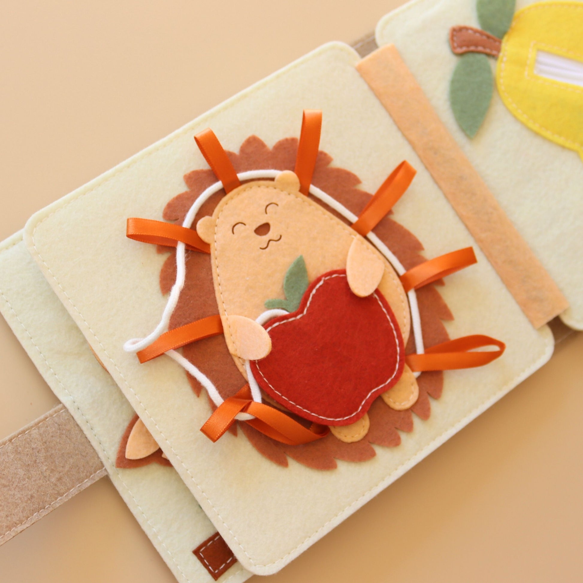 Mini Quiet Book Bärchen