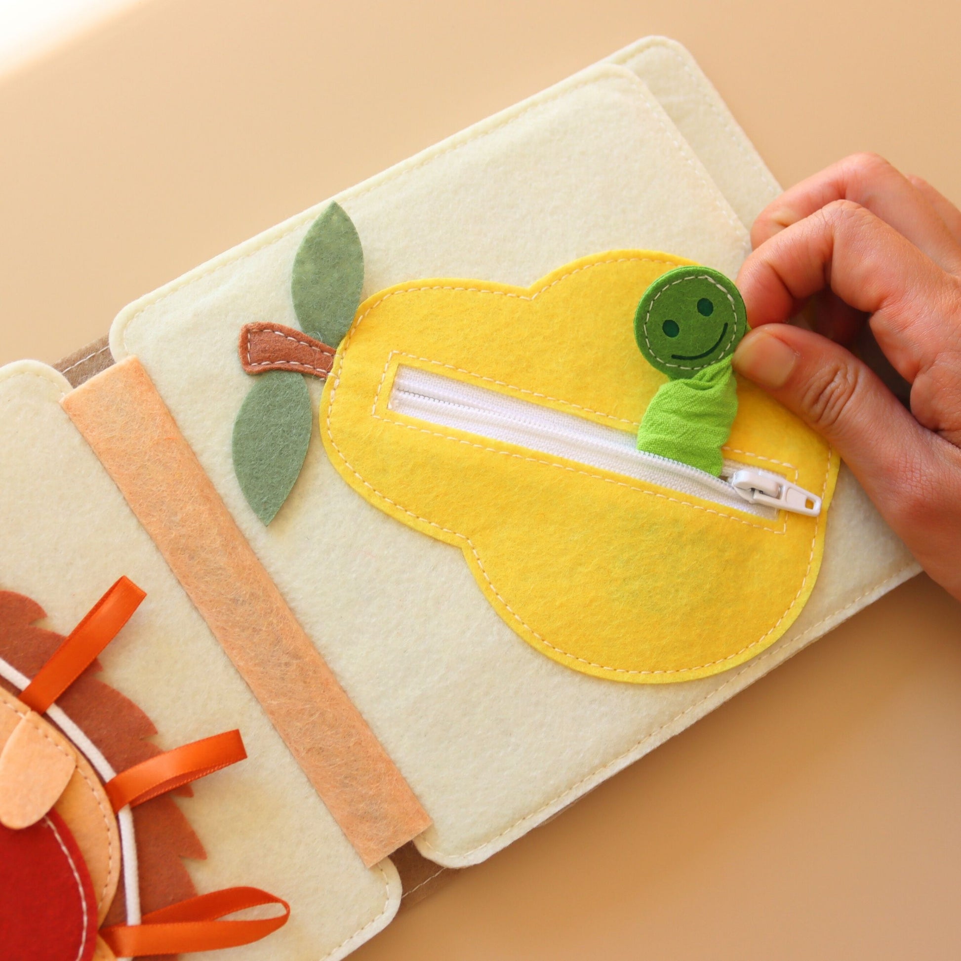 Mini Quiet Book Bärchen