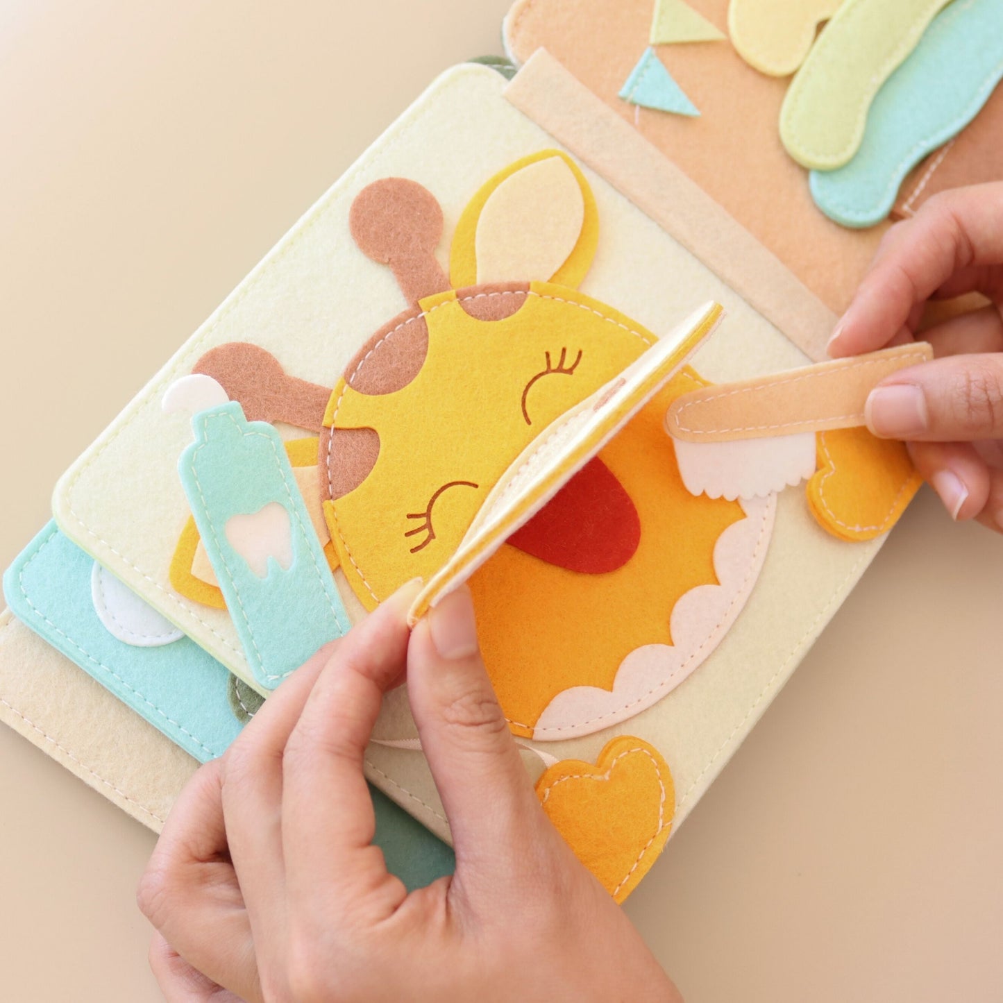 Handgemachtes Mini Quiet Book Elefant