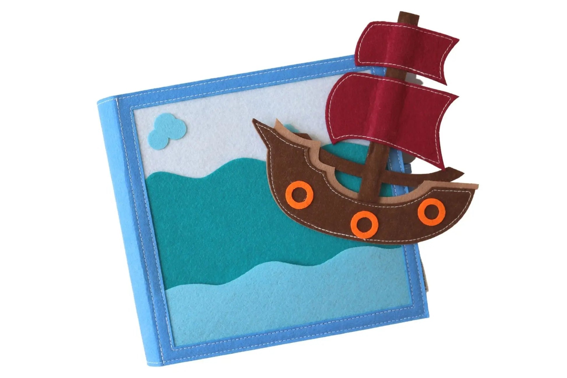 Quiet Book Meerestiere, pirate ship on a white background